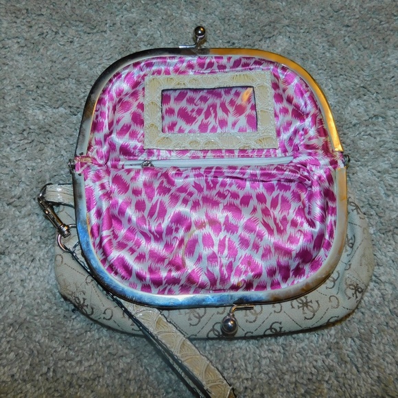 GUESS Wristlet - Picture 3 of 3